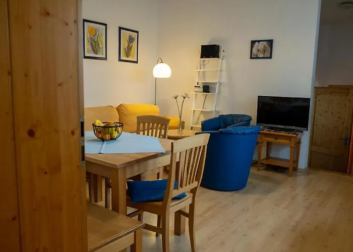 Bio Erzengel Lejlighed Berg (Hof)